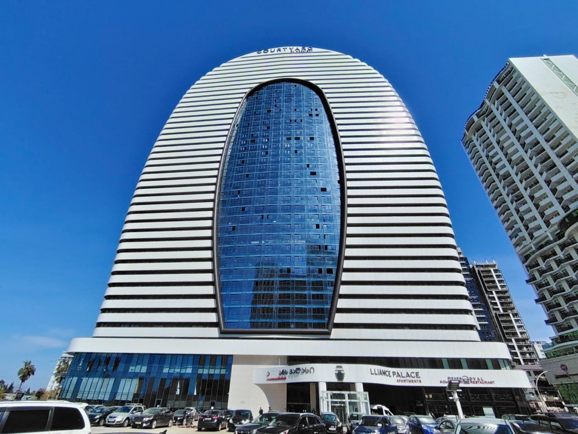 Aphrodite Apartments 巴统 外观 照片