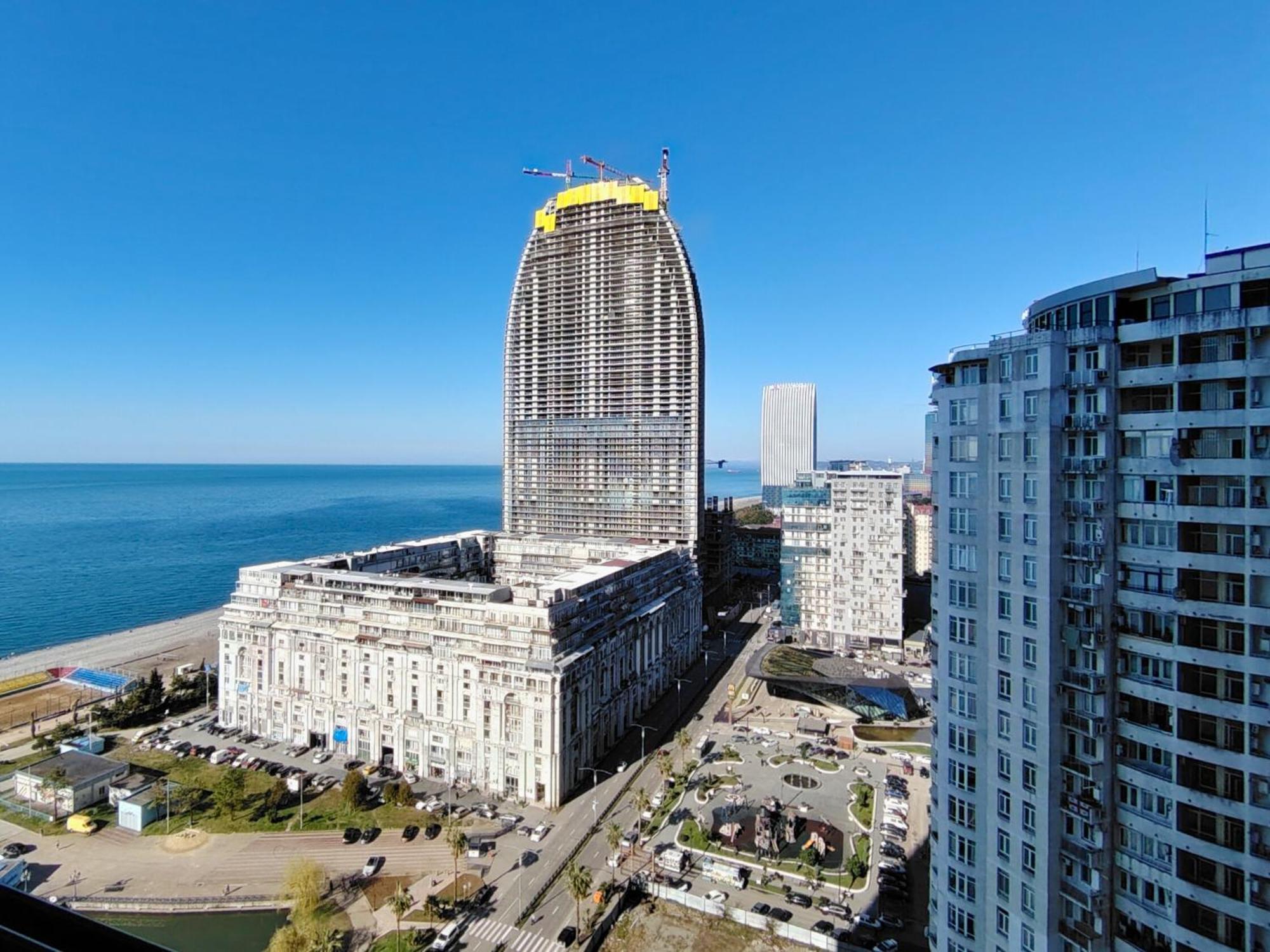 Aphrodite Apartments 巴统 外观 照片